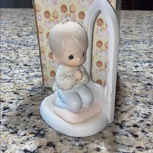 Precious Moments Worship the Lord Figurine